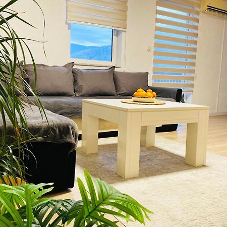 Farah Apartment Mostar Exteriör bild
